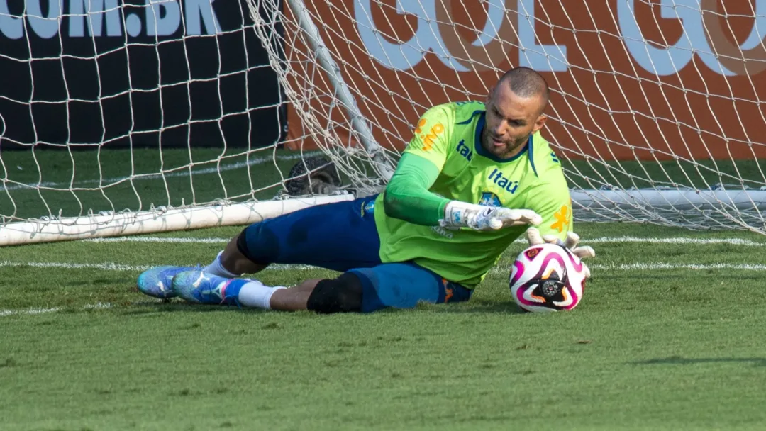 Convocação de Weverton coloca Grêmio em evidência na lista de Ancelotti para a Copa de 2026 - Imagem do artigo original