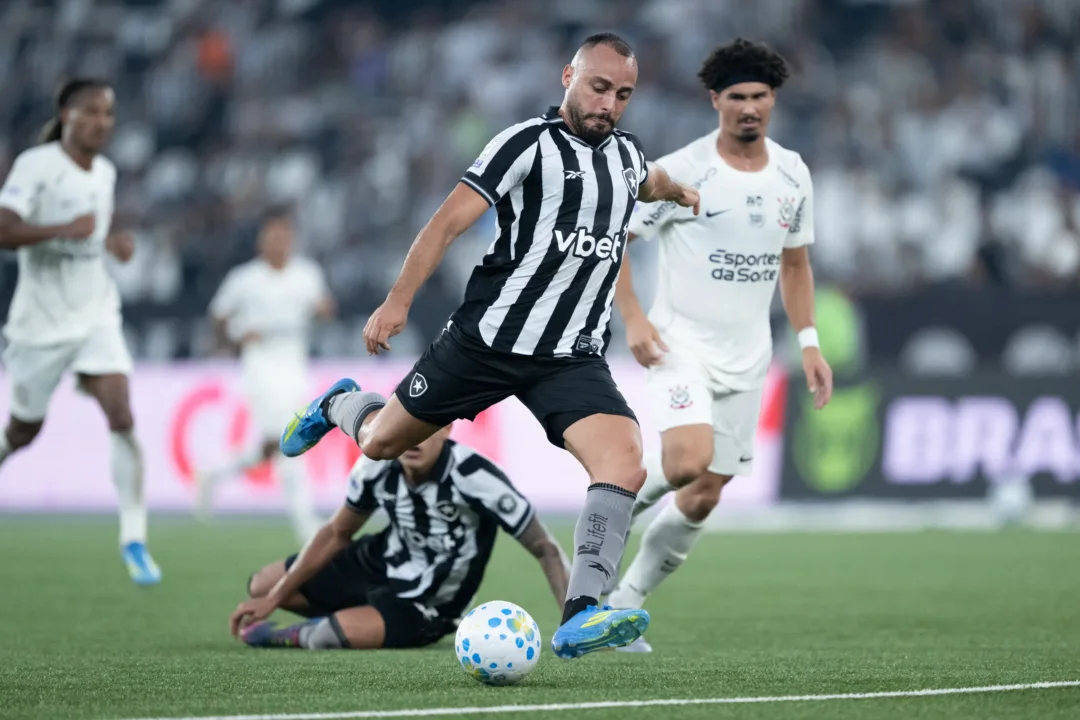 Retrospecto de Fernando Diniz contra o Botafogo volta a pesar após derrota do Corinthians no Nilton Santos - Imagem do artigo original