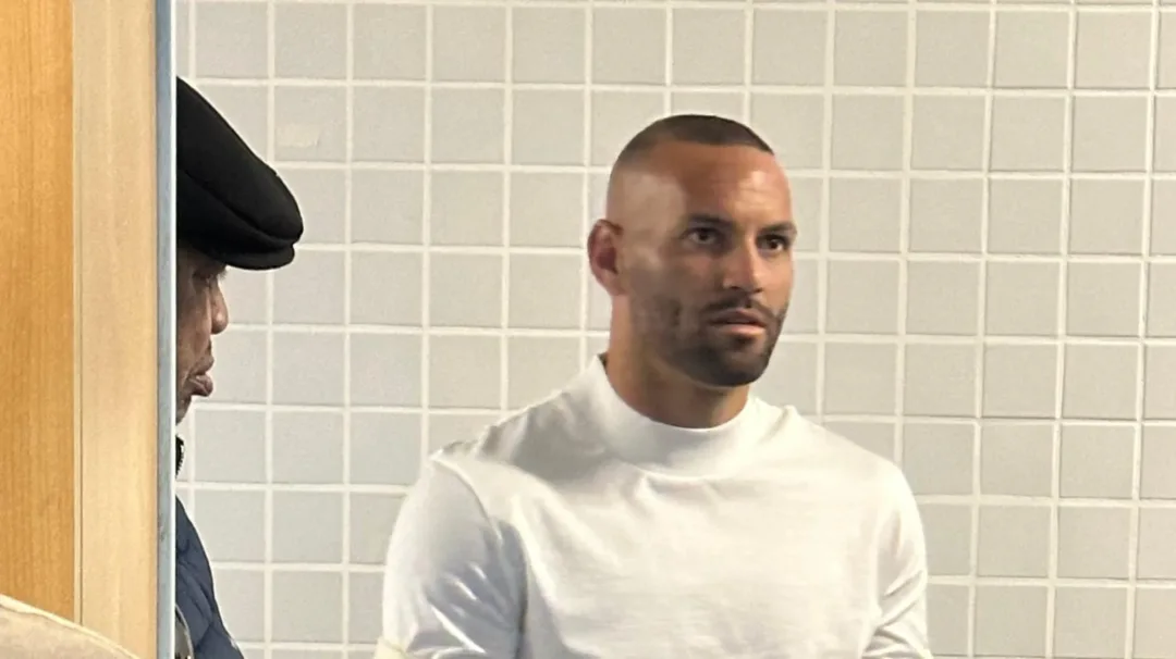 Convocado por Ancelotti, Weverton exalta apoio do Grêmio e projeta ausência contra o Corinthians - Imagem do artigo original