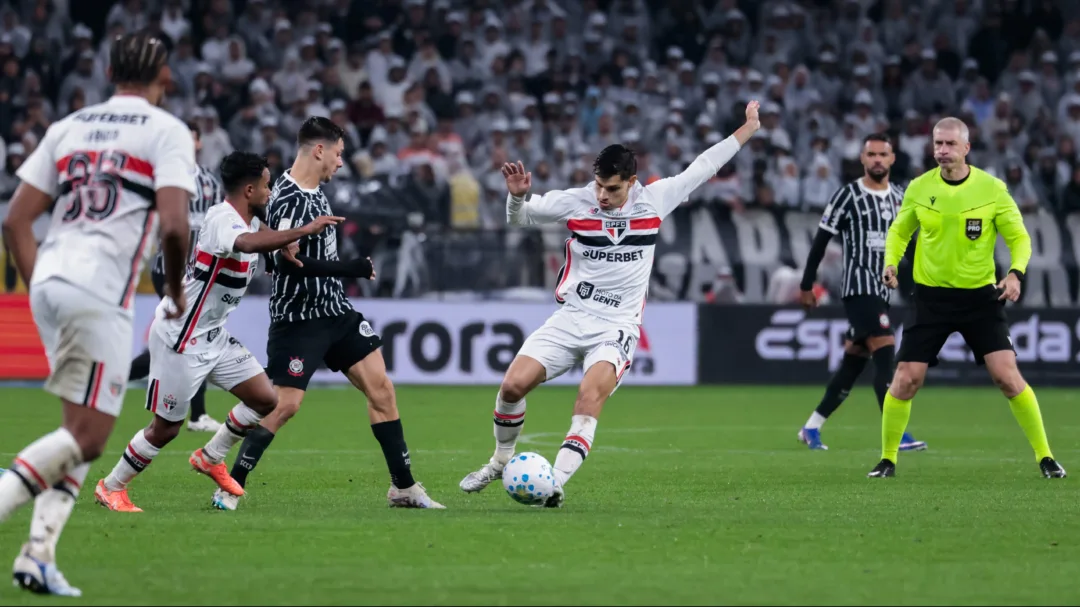 São Paulo vê Copa do Mundo como trampolim para negociar Bobadilla por cifras altas - Imagem do artigo original