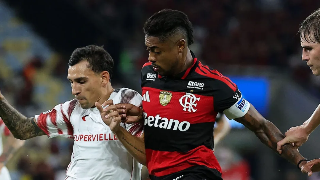 Pedro decide, Flamengo vence Estudiantes e fica a um passo das oitavas da Libertadores - Imagem do artigo original