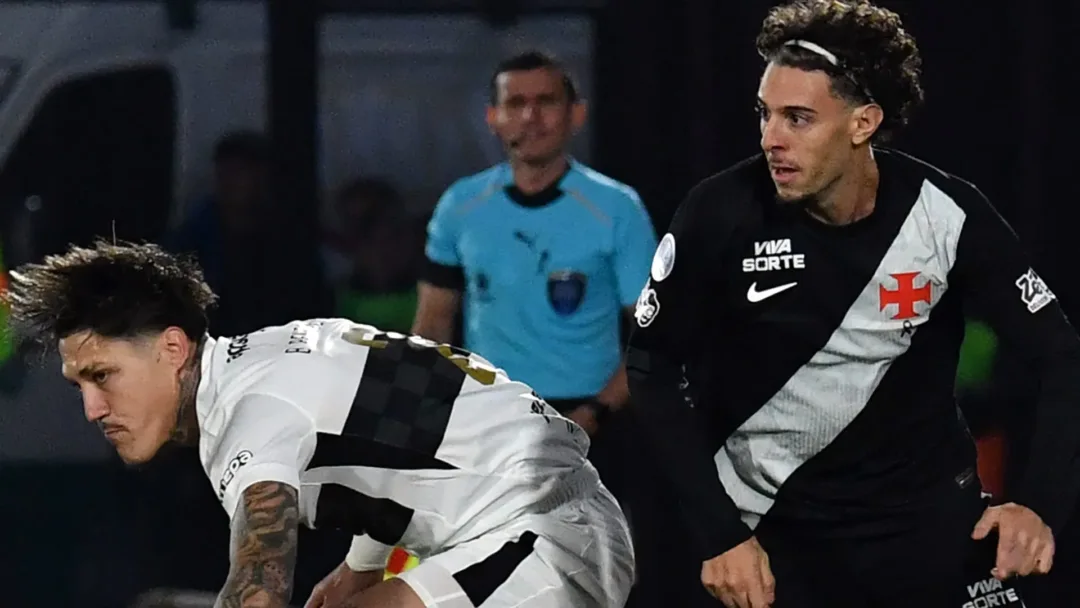 Derrota no Paraguai complica Vasco na Sul-Americana: 3 a 1 para o Olimpia - Imagem do artigo original