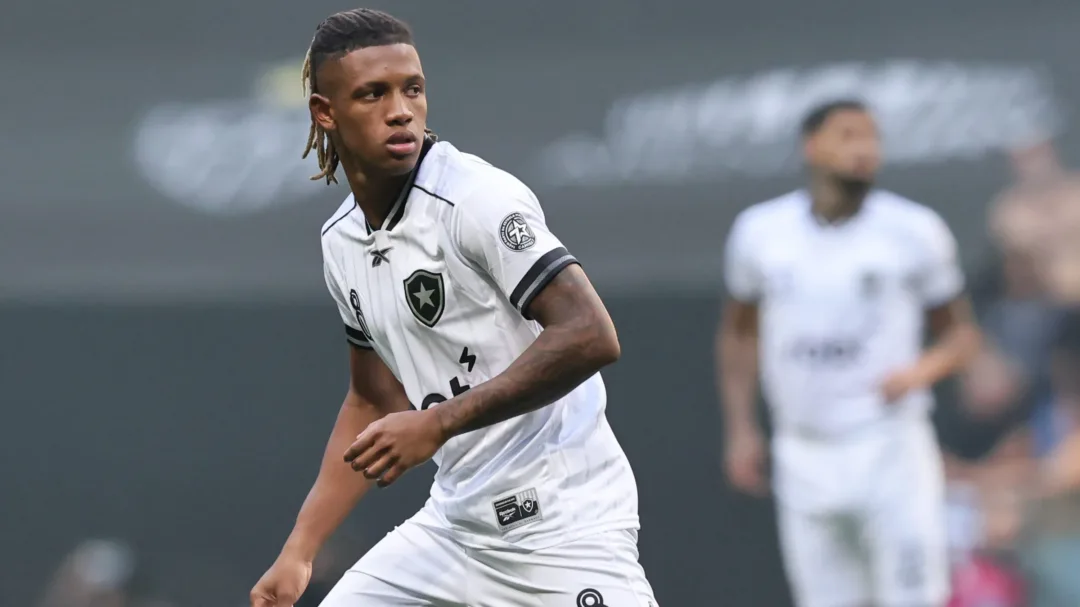 Convocação aquece mercado: Botafogo fixa € 40 mi para negociar Danilo - Imagem do artigo original