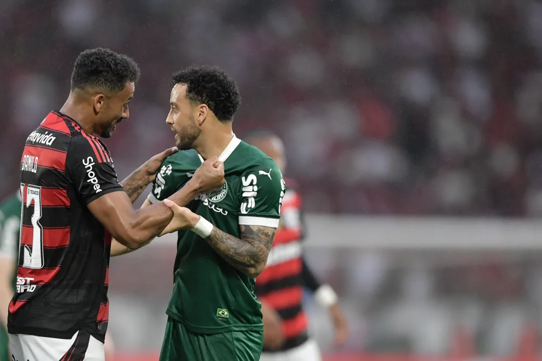 Flamengo x Palmeiras: clássico no Maracanã opõe gigantes sob pressão e previsão de empate - Imagem do artigo original