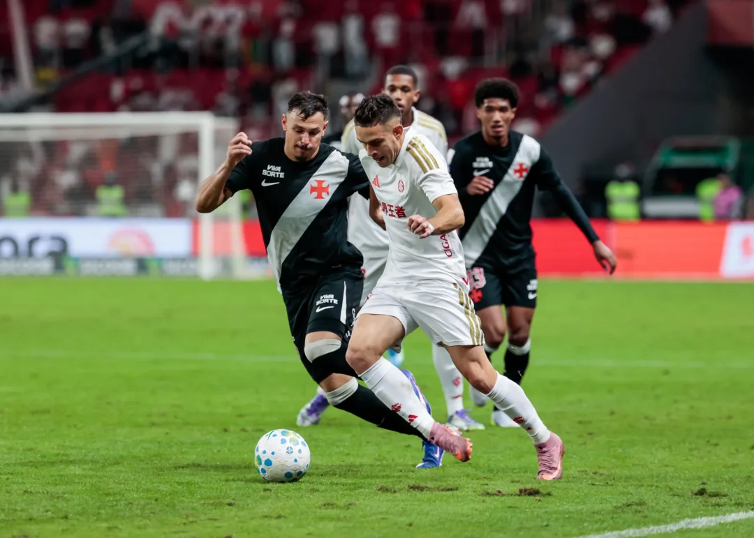 Vasco aposta no fator casa contra o Bragantino para se aproximar do G-6 - Imagem do artigo original