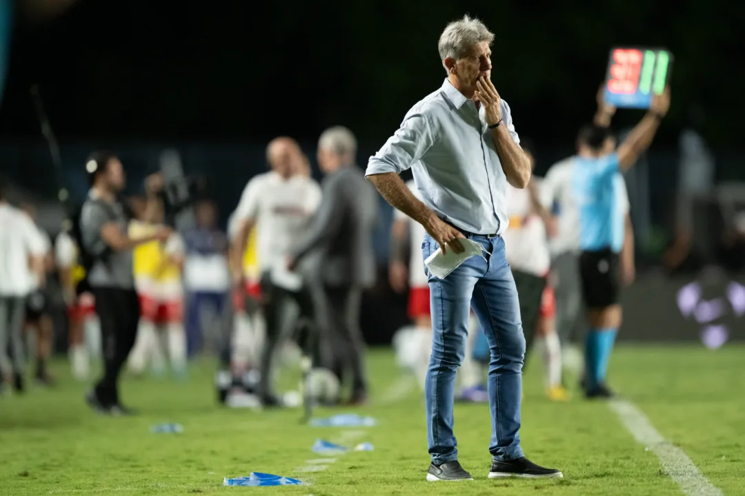 Direção do Vasco descarta demissão de Renato Gaúcho após derrota e três jogos de crise - Imagem do artigo original